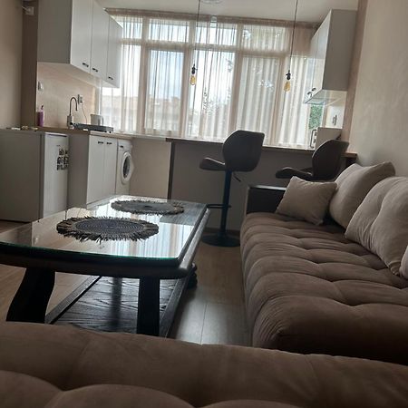 Rose Appartement Karlovo Buitenkant foto